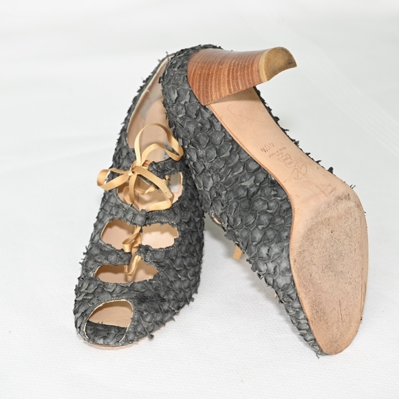 Gwendolyn Carrie Leather Lace Up Heels - Picture 10 of 13